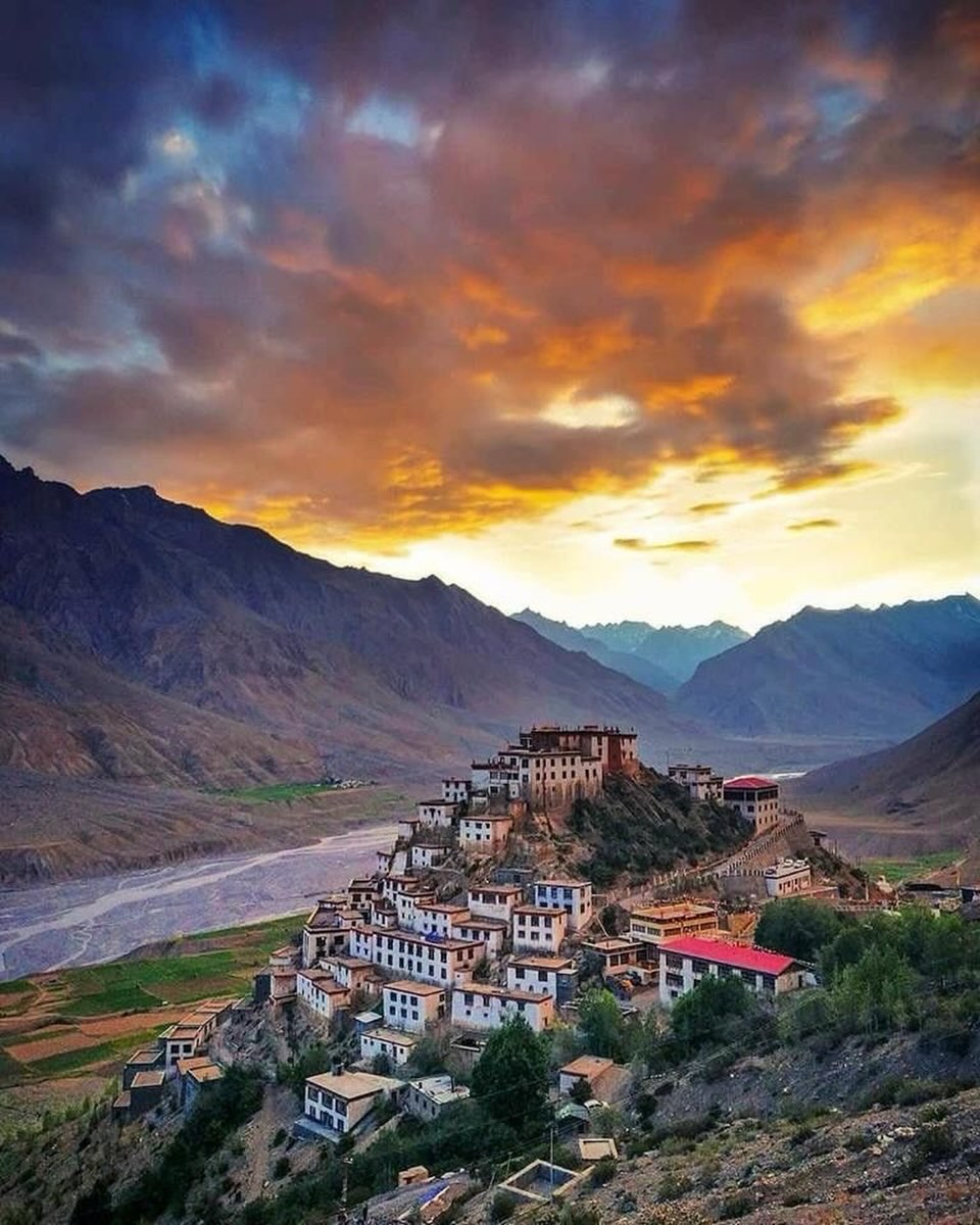 Spiti Valley is a high-altitude cold desert in Himachal Pradesh, known for its raw landscapes, a